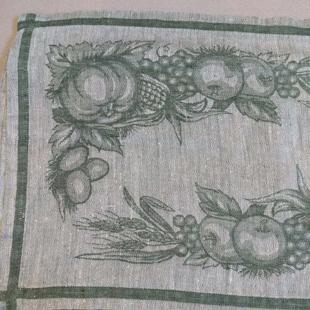 Williams Sonoma Green Linen Autumnal Harvest Fabric Placemats, Set of 4